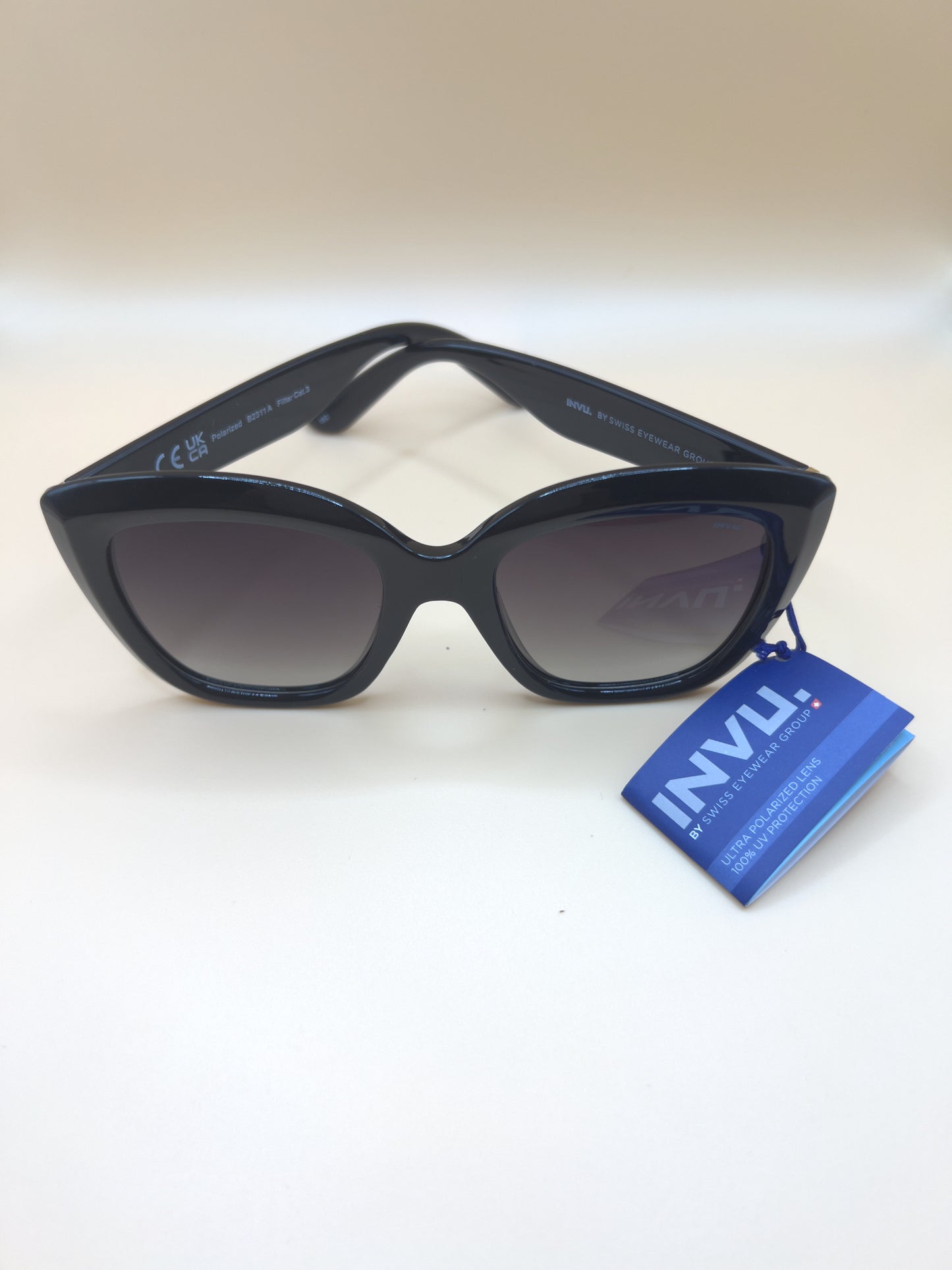 lunette Solaire femme INVU B2311 A CAT. 3