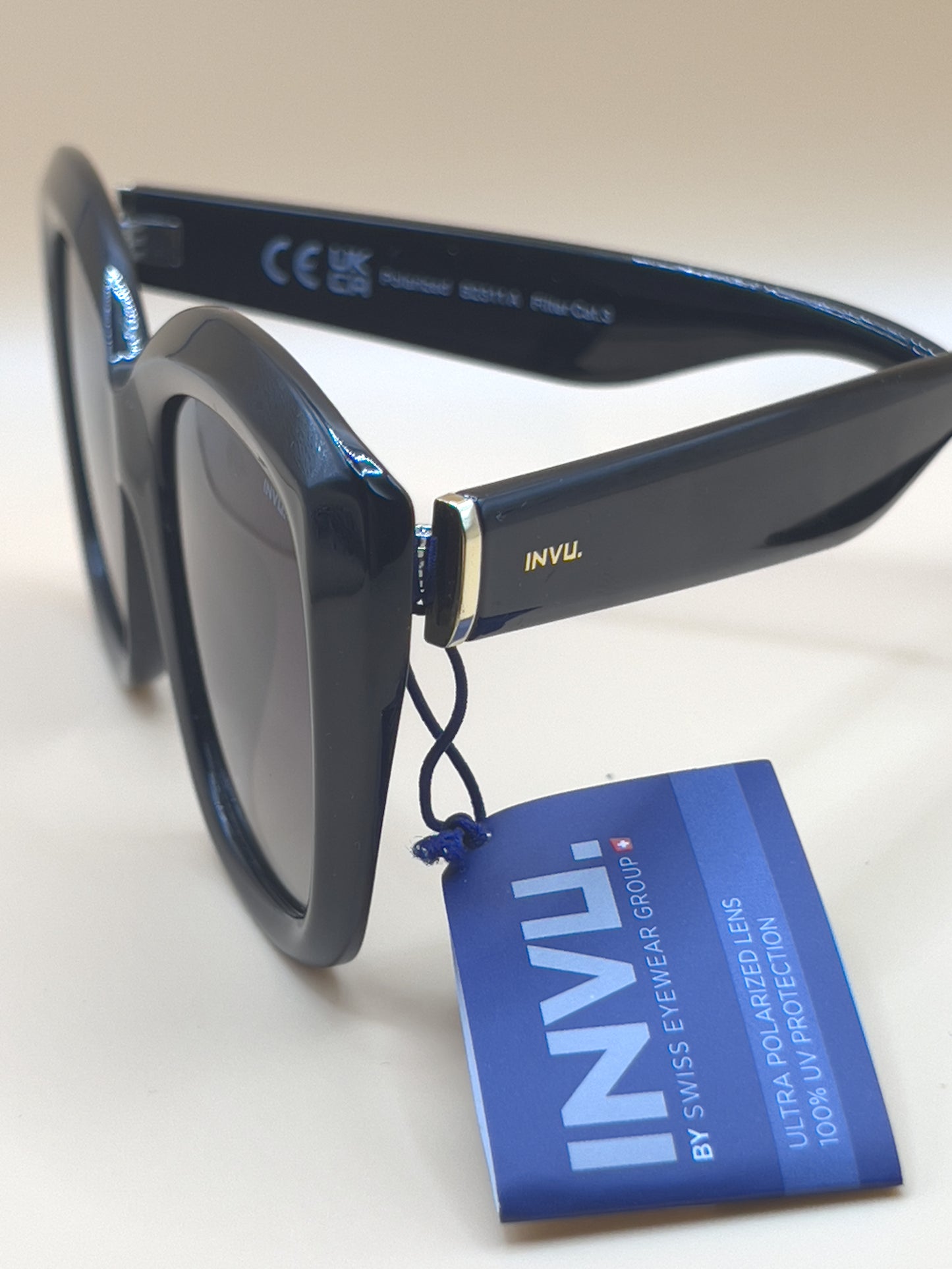 lunette Solaire femme INVU B2311 A CAT. 3