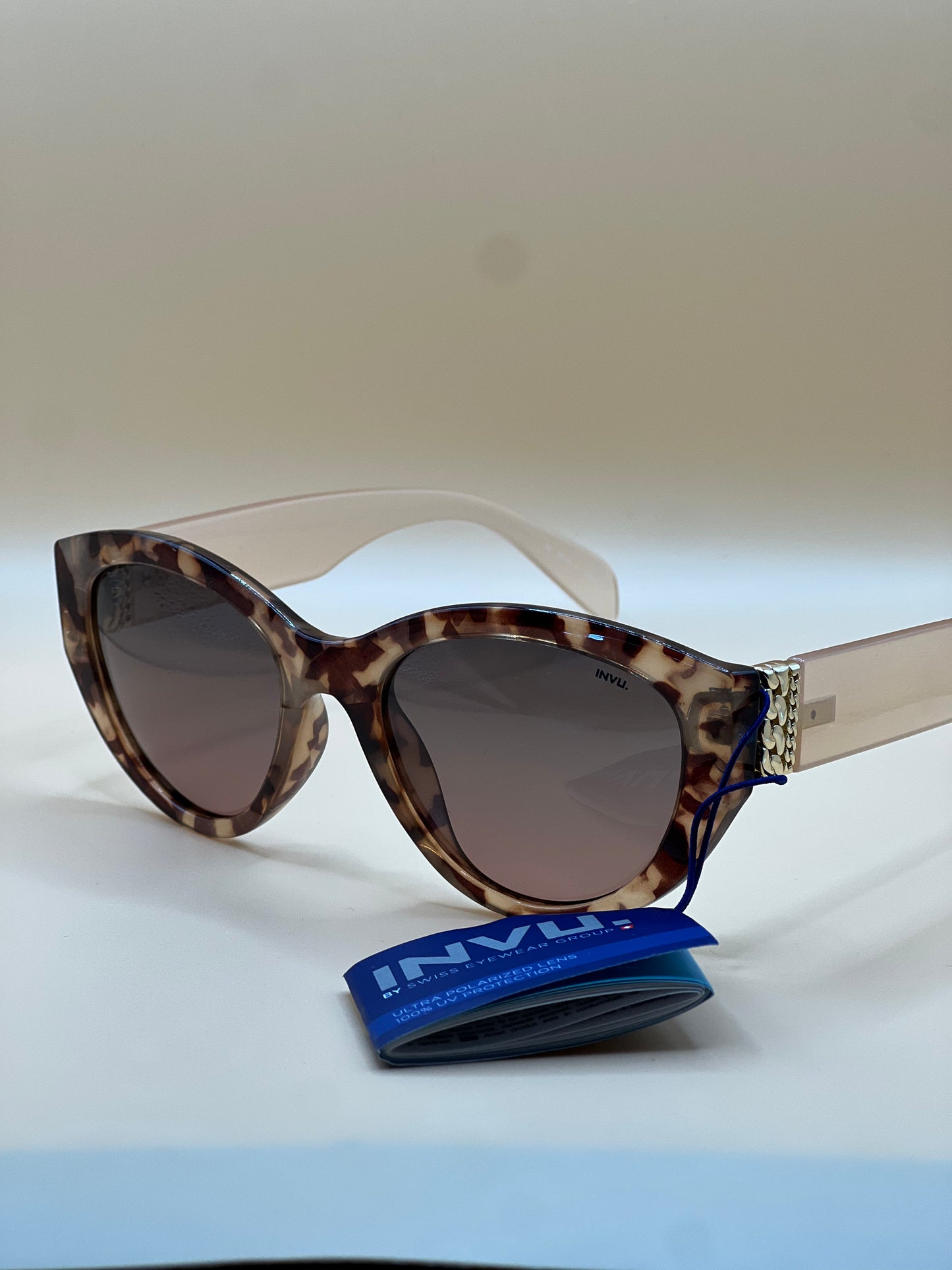 Lunette Solaire Femme Original INVU B2132 C Cat.2
