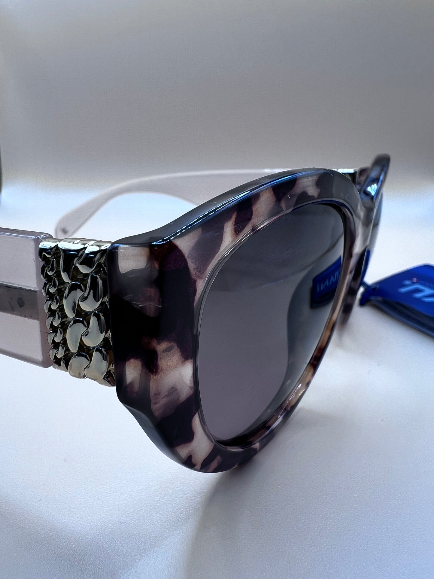 Lunette Solaire Femme Original INVU B2132 C Cat.2