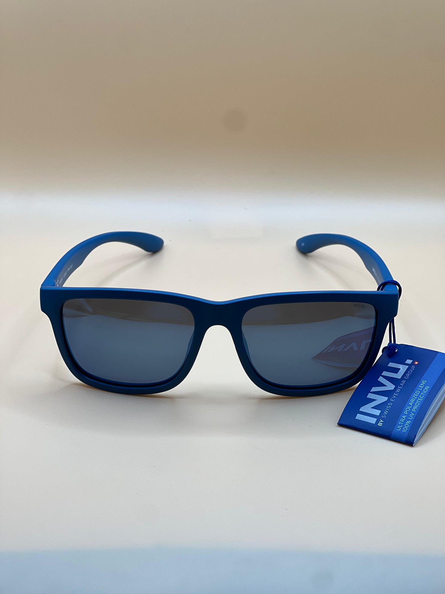 Lunette Solaire Homme Original INVU A2000 E Filter Cat.3