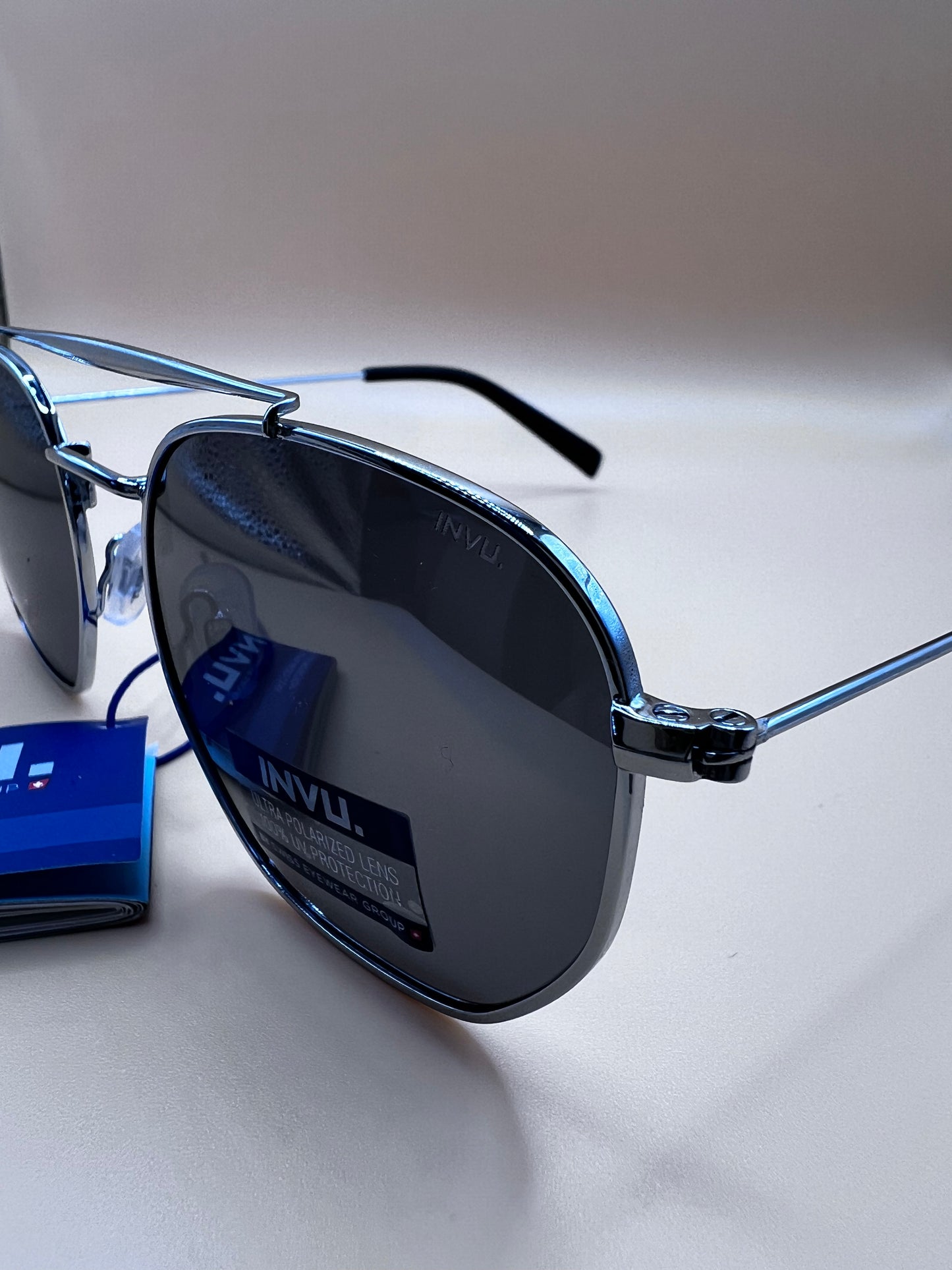 Lunette Solaire Homme Original INVU B1000 C Filter Cat.3