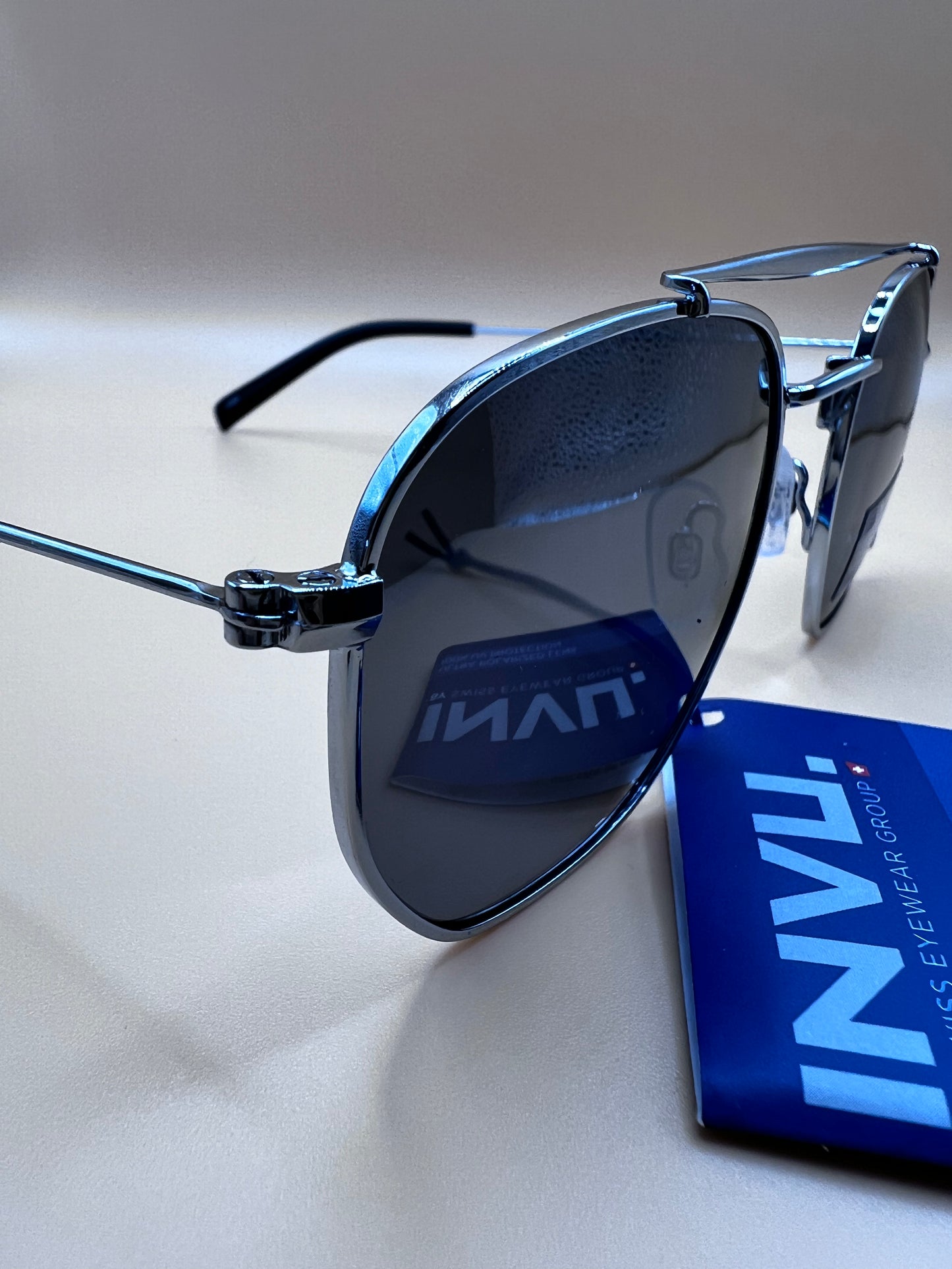 Lunette Solaire Homme Original INVU B1000 C Filter Cat.3
