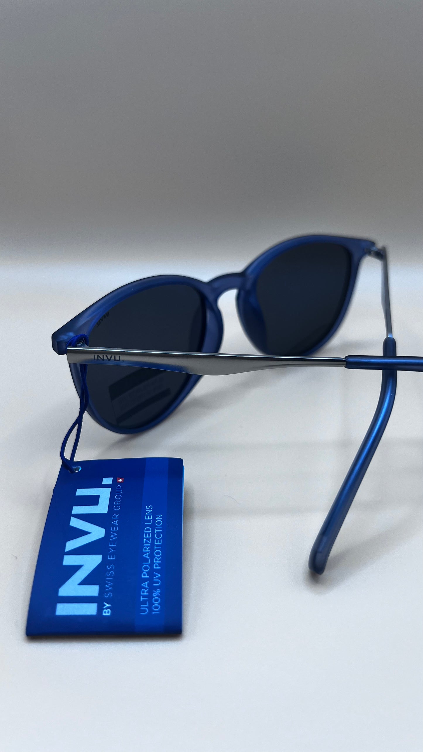 Lunette Solaire unisex Original INVU K2116 B Filter Cat.3